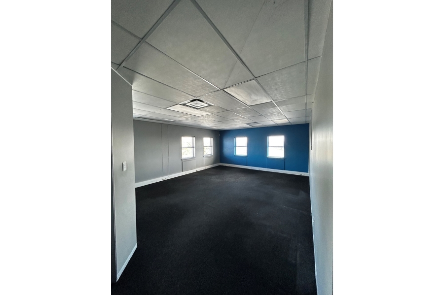 To Let commercial Property for Rent in Newton Park Eastern Cape